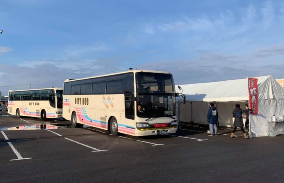 シャトルバス画像